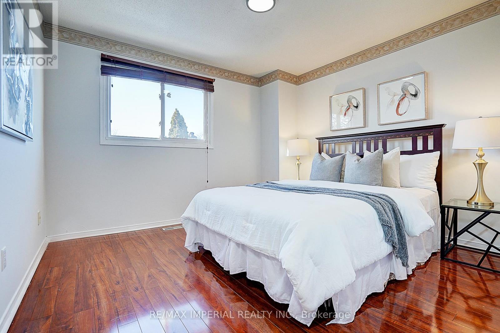 5633 Haddon Hall Road, Mississauga, Ontario  L5M 5G3 - Photo 34 - W12603484