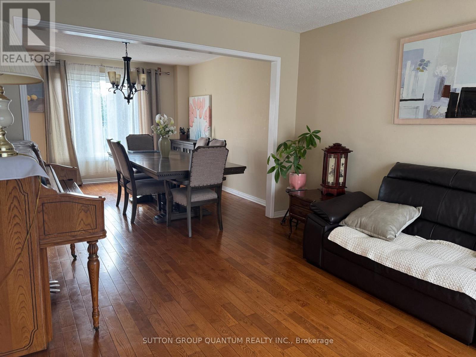 1516 Stoneybrook Trail, Oakville, Ontario  L6M 2R3 - Photo 13 - W12603496