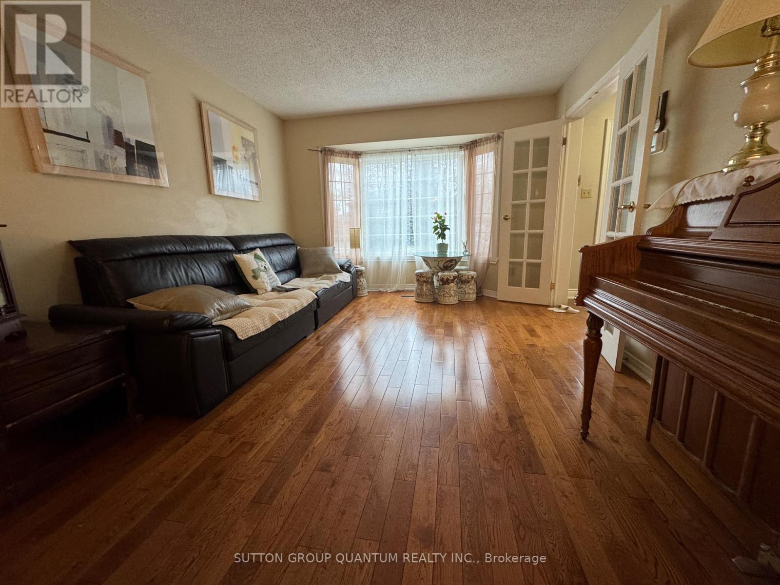 1516 Stoneybrook Trail, Oakville, Ontario  L6M 2R3 - Photo 15 - W12603496