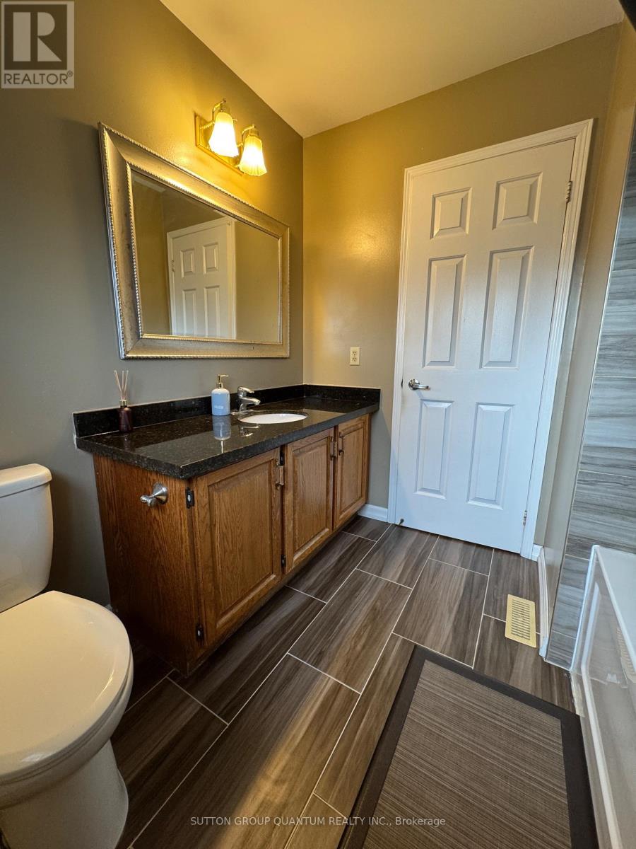 1516 Stoneybrook Trail, Oakville, Ontario  L6M 2R3 - Photo 25 - W12603496