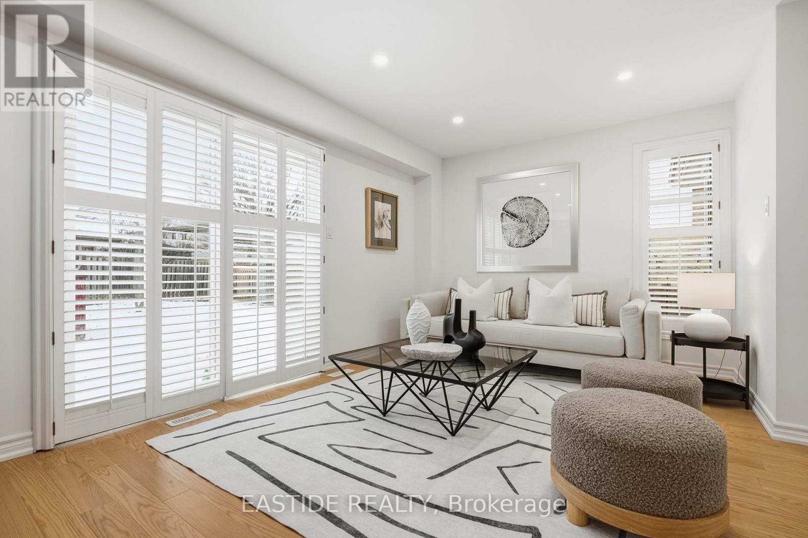 2909 Salerno Crescent, Mississauga, Ontario  L5N 1T3 - Photo 13 - W12603498