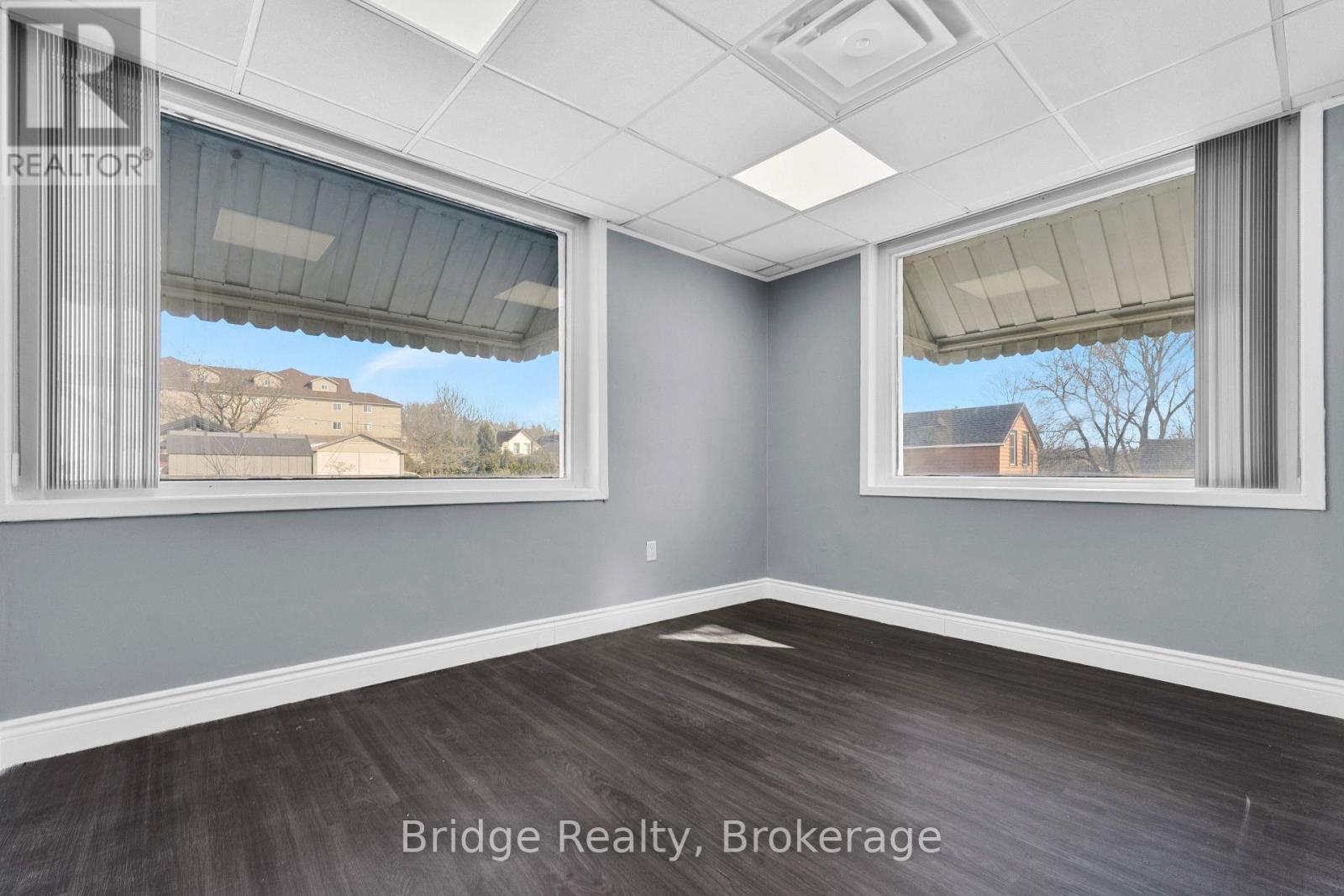 290 Dundas Street, Woodstock, Ontario  N4S 1B2 - Photo 28 - X12603528