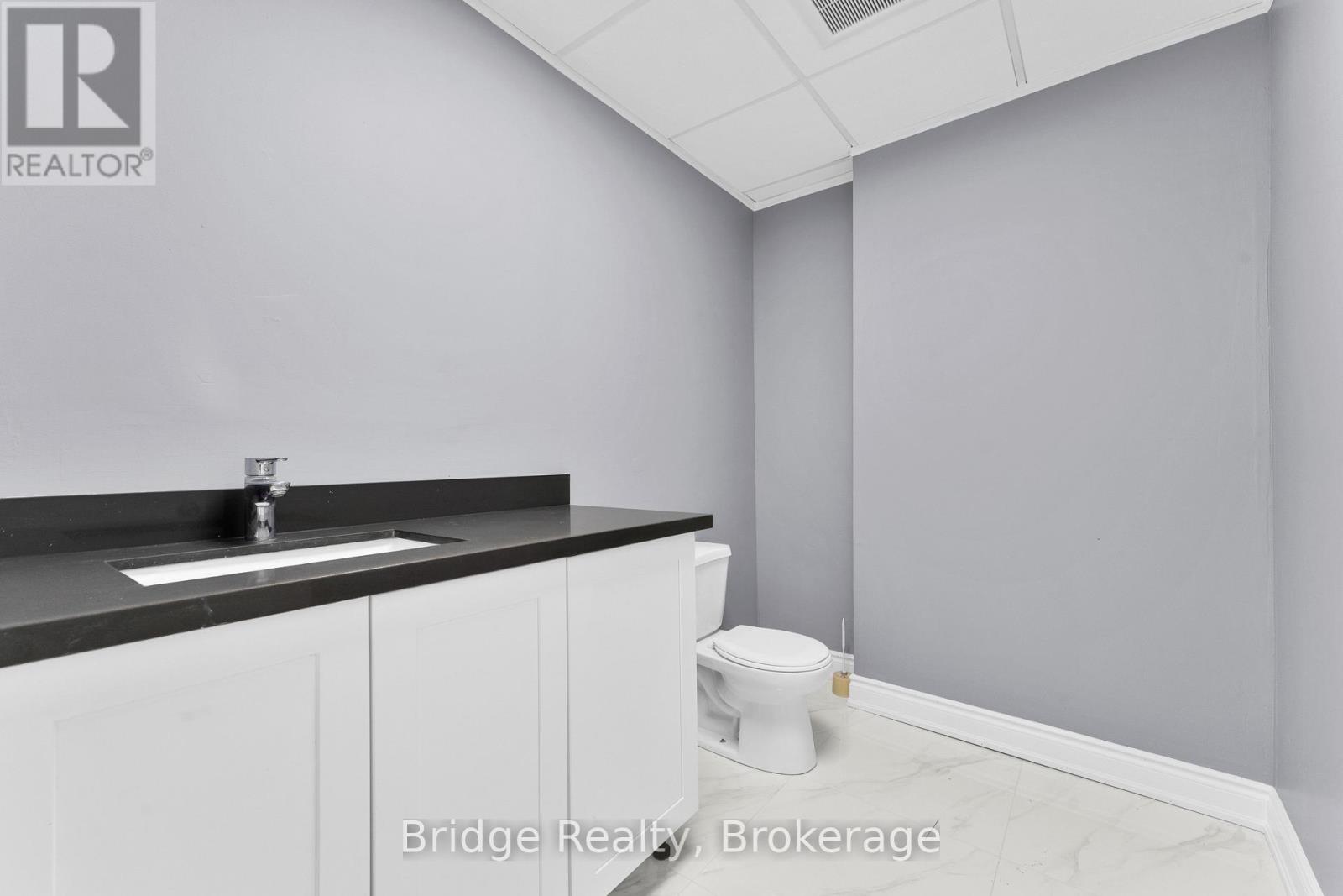 290 Dundas Street, Woodstock, Ontario  N4S 1B2 - Photo 35 - X12603528