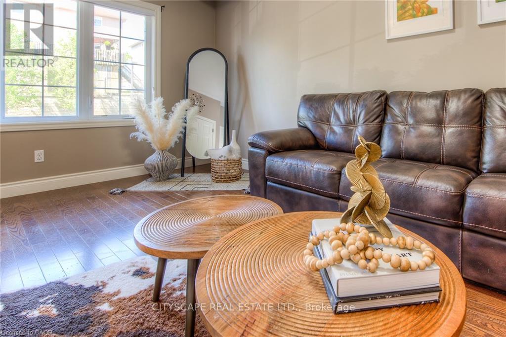 4a - 38 Howe Drive, Kitchener, Ontario  N2E 0E3 - Photo 11 - X12603468