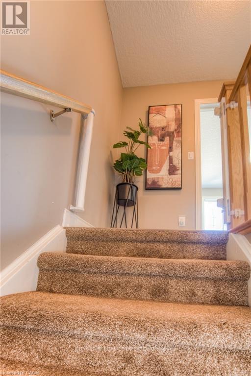 4a - 38 Howe Drive, Kitchener, Ontario  N2E 0E3 - Photo 34 - X12603468