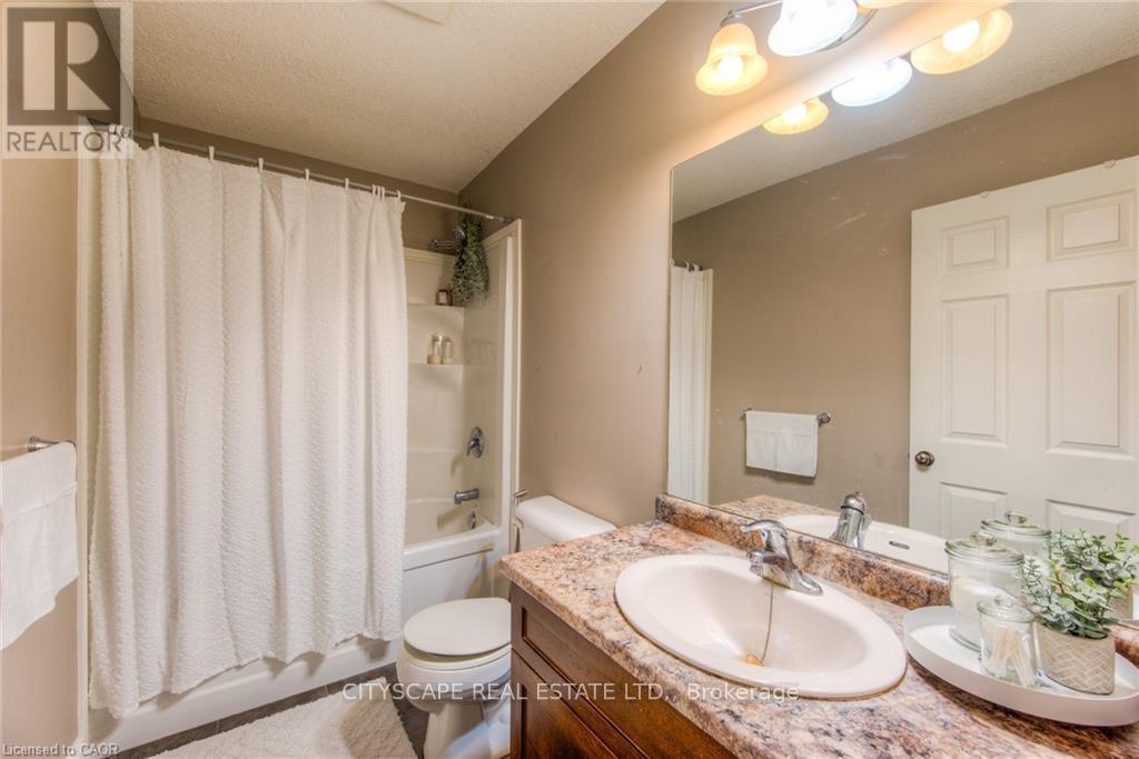 4a - 38 Howe Drive, Kitchener, Ontario  N2E 0E3 - Photo 40 - X12603468