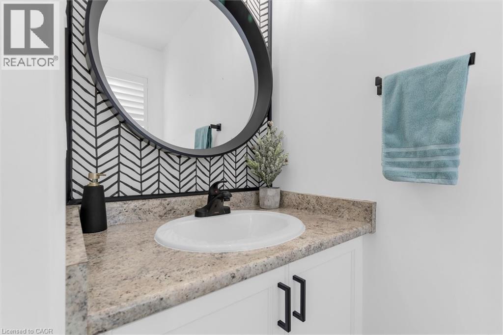 5084 Alyssa Drive Unit# 1, Beamsville, Ontario  L0R 1B2 - Photo 7 - 40792343