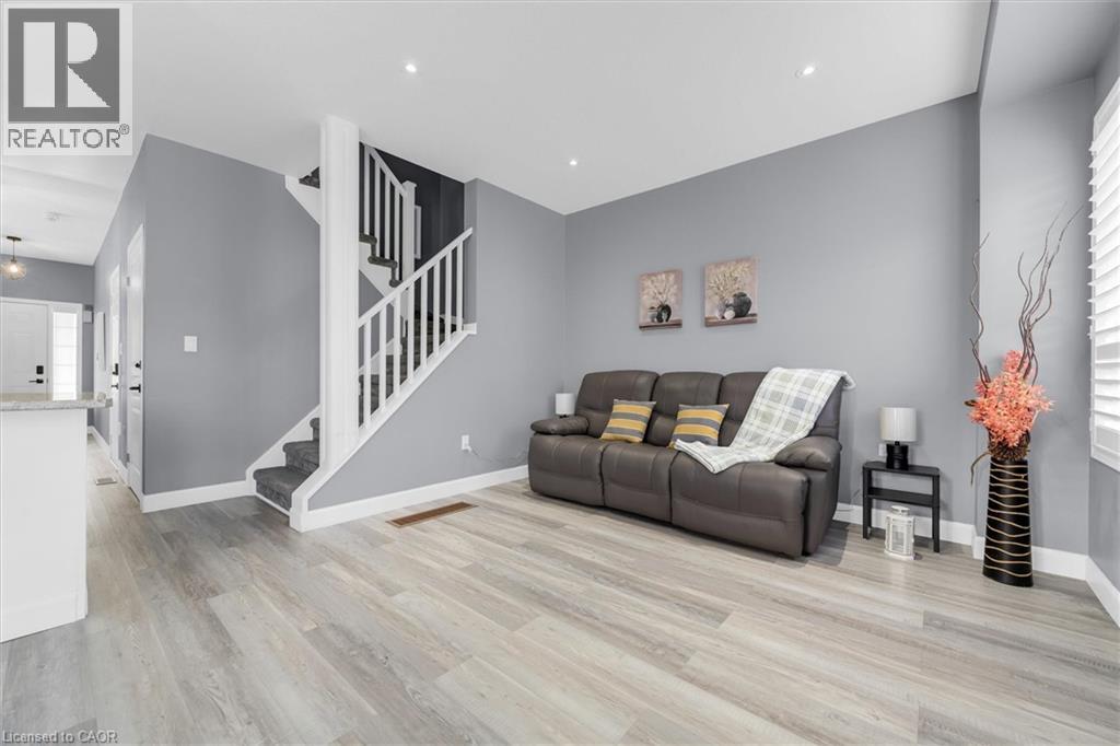 5084 Alyssa Drive Unit# 1, Beamsville, Ontario  L0R 1B2 - Photo 9 - 40792343