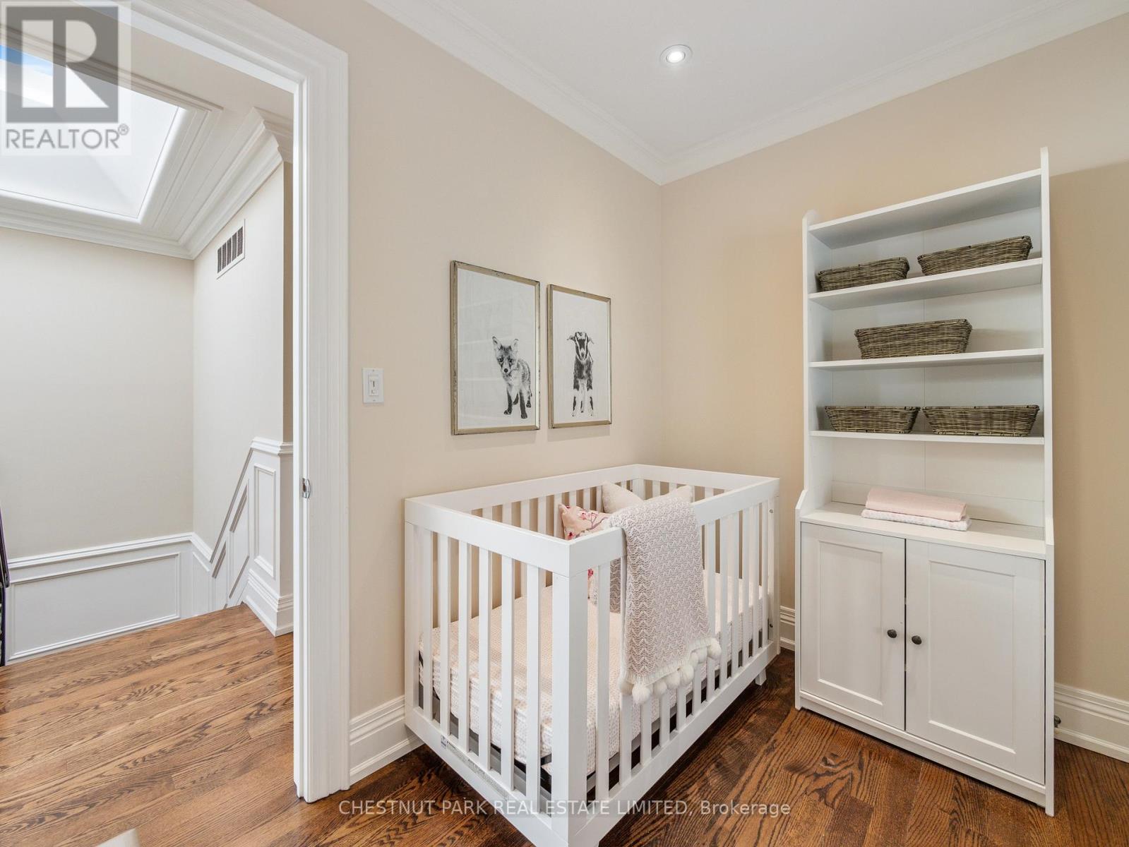 252 Sutherland Drive, Toronto, Ontario  M4G 1J3 - Photo 25 - C12603502