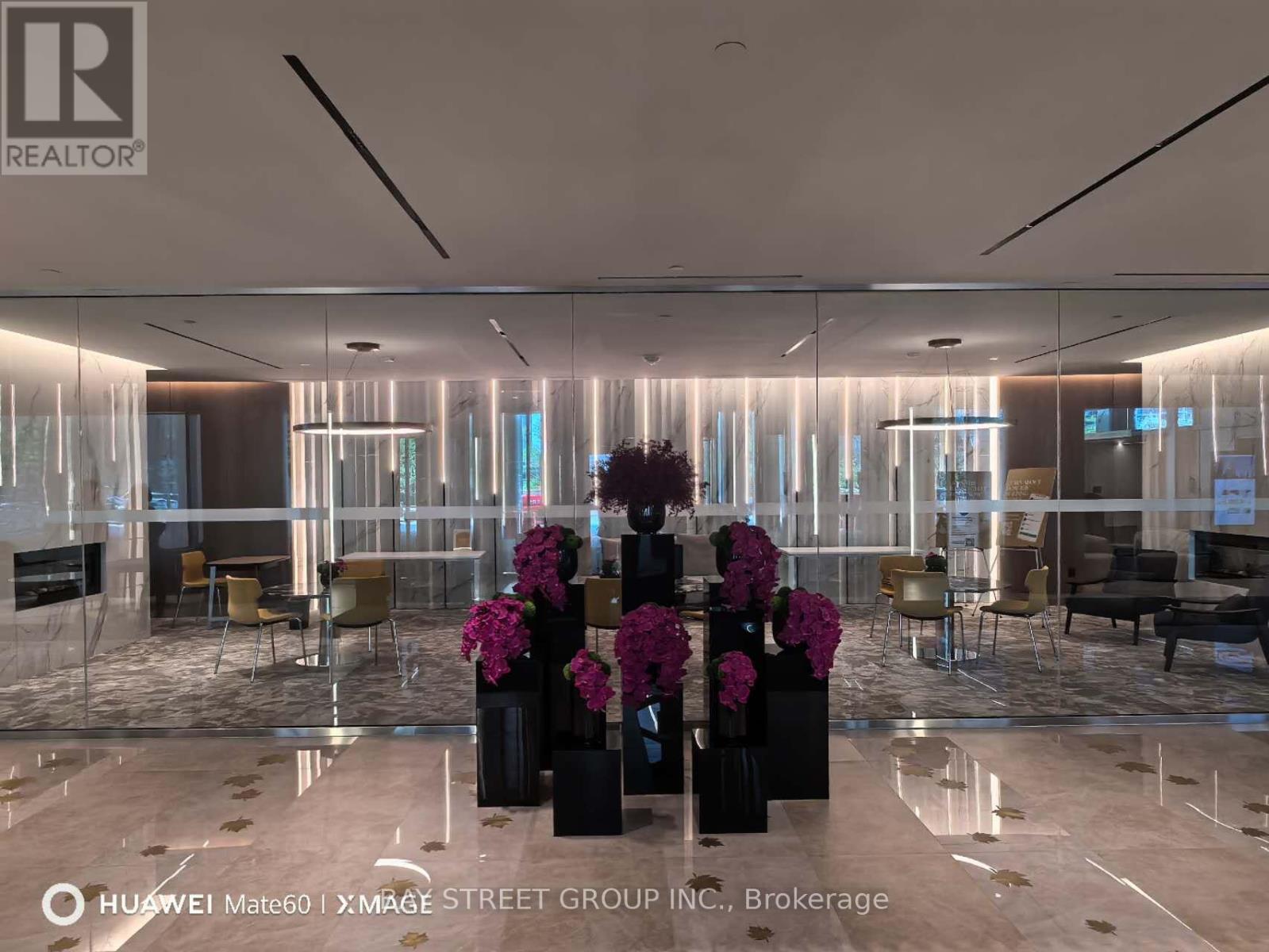 2608 - 3 Concord Cityplace Way, Toronto, Ontario  M5V 0X4 - Photo 4 - C12603504