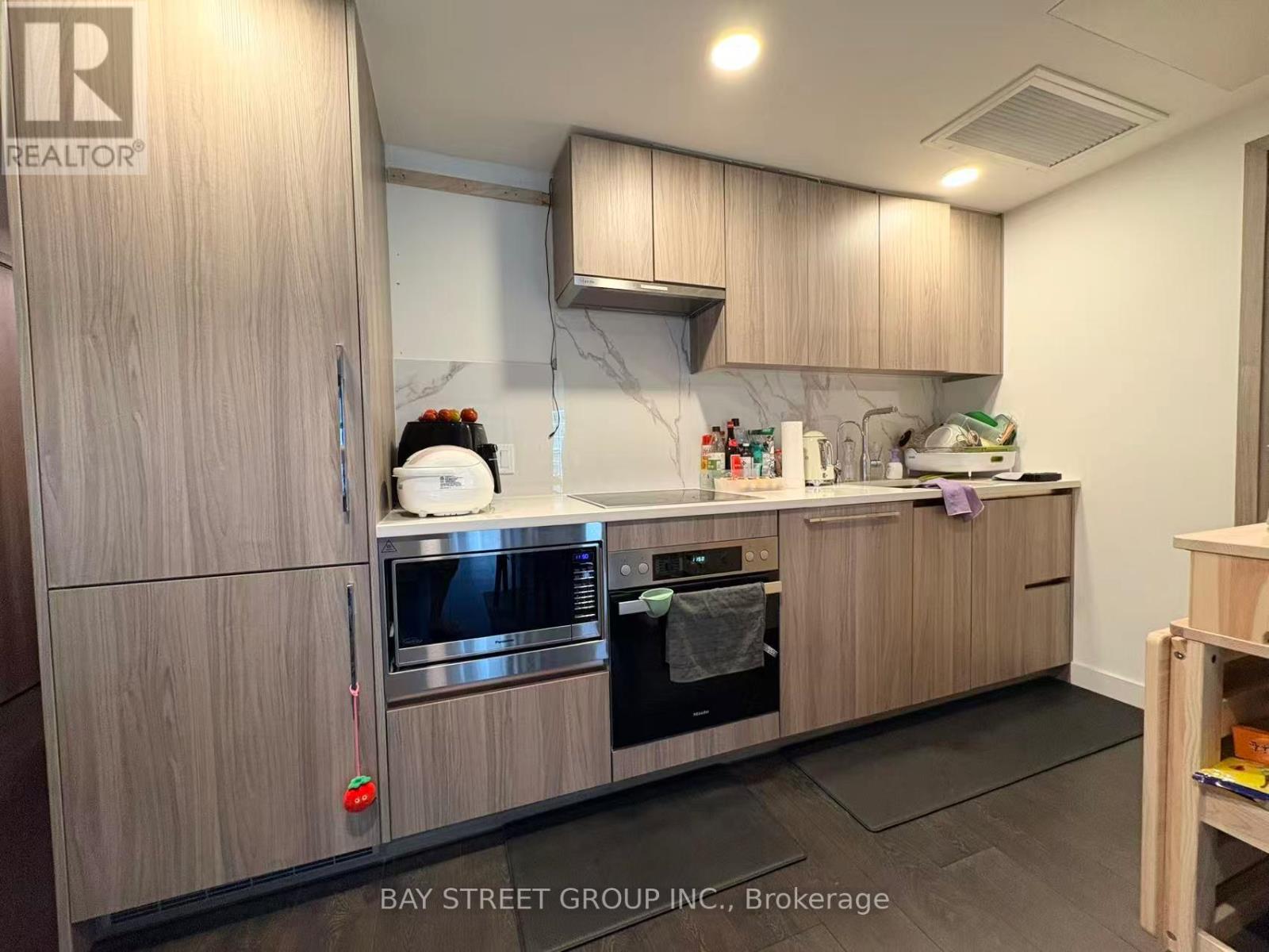 2608 - 3 Concord Cityplace Way, Toronto, Ontario  M5V 0X4 - Photo 7 - C12603504