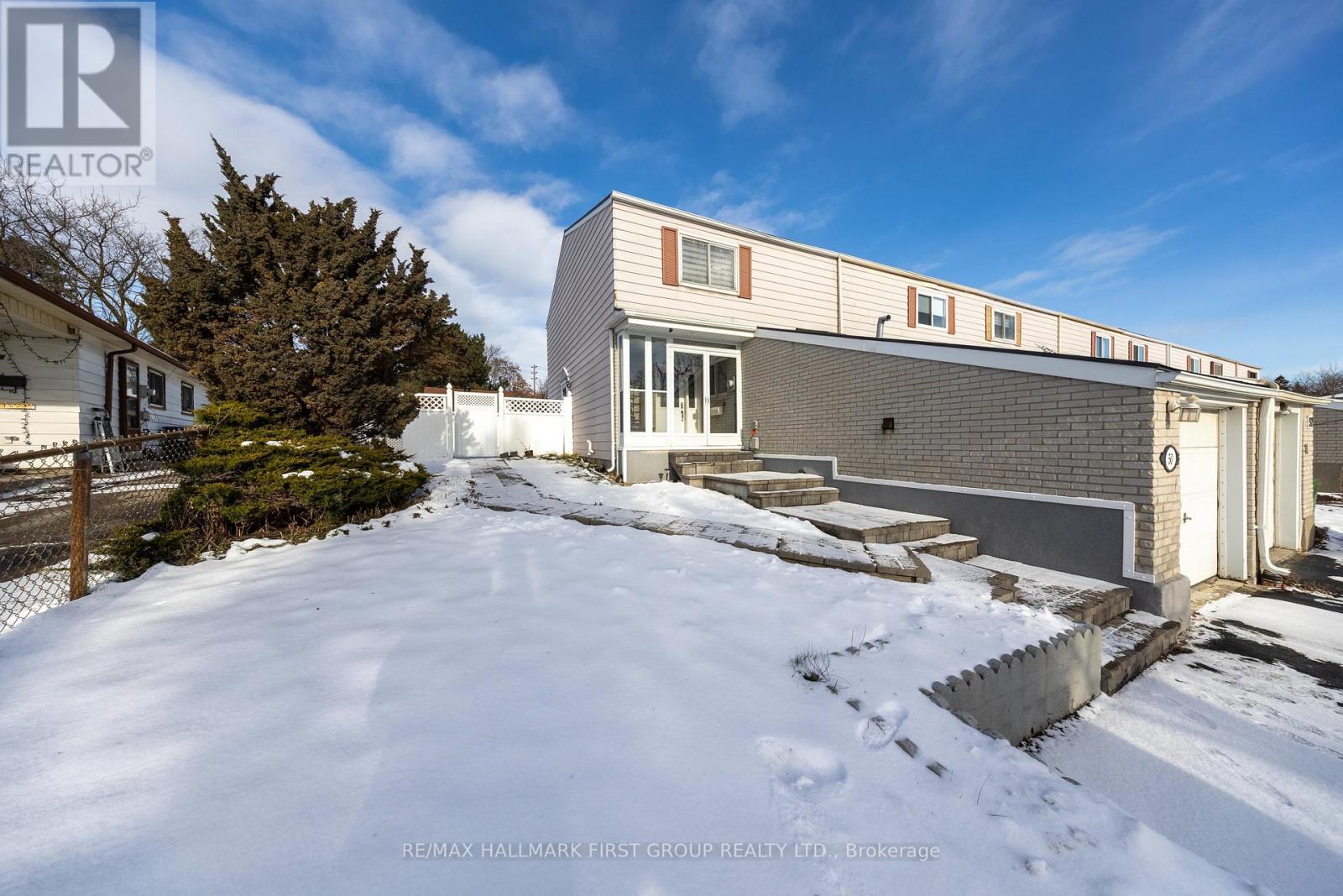 50 Goskin Court, Toronto, Ontario  M1B 1J3 - Photo 2 - E12603516