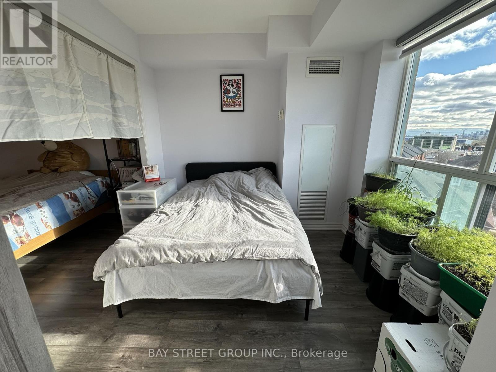 611 - 51 Baffin Court, Richmond Hill, Ontario  L4B 4P6 - Photo 12 - N12603506