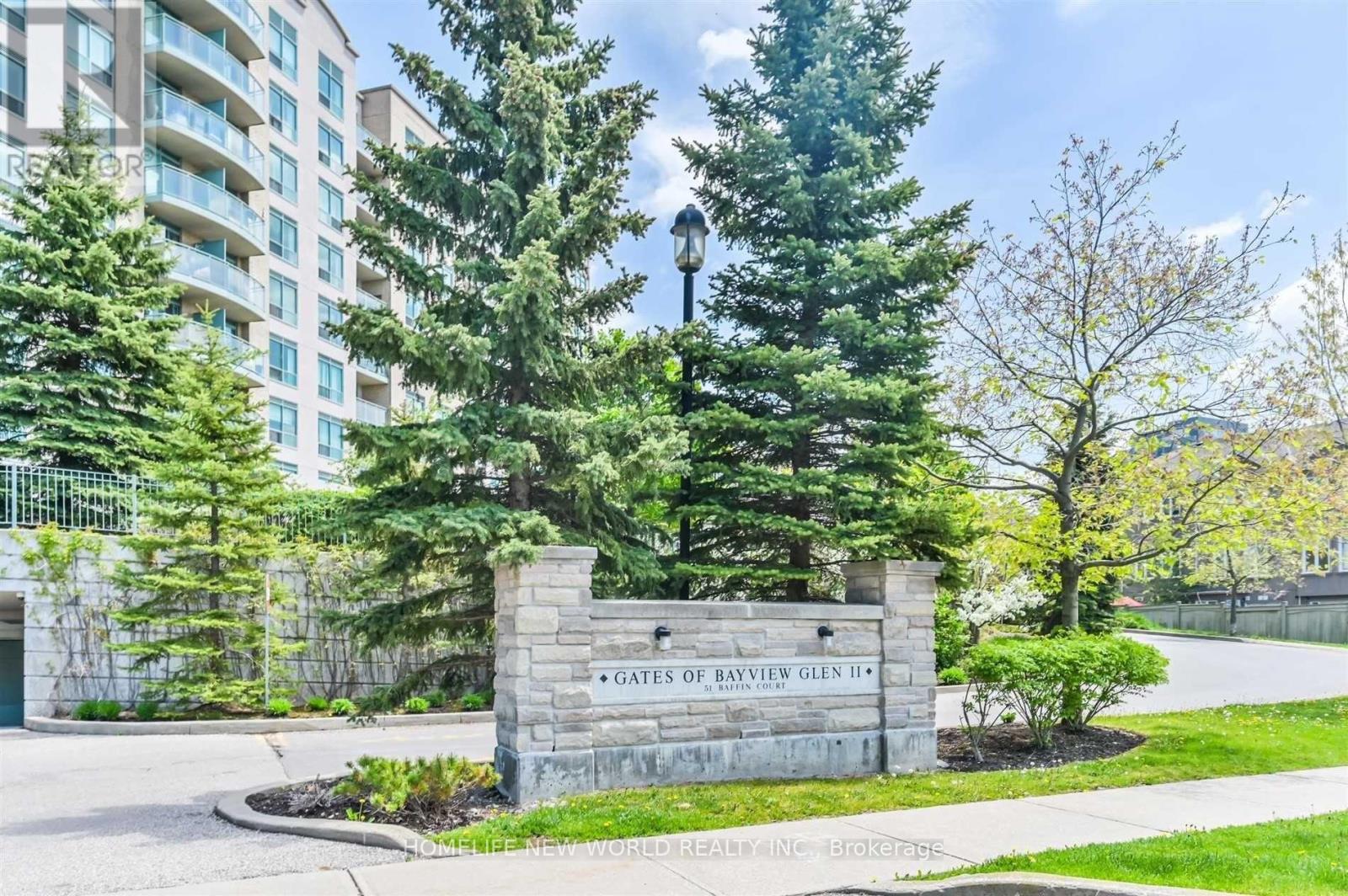 721 - 51 Baffin Court, Richmond Hill, Ontario  L4B 4P6 - Photo 2 - N12603520
