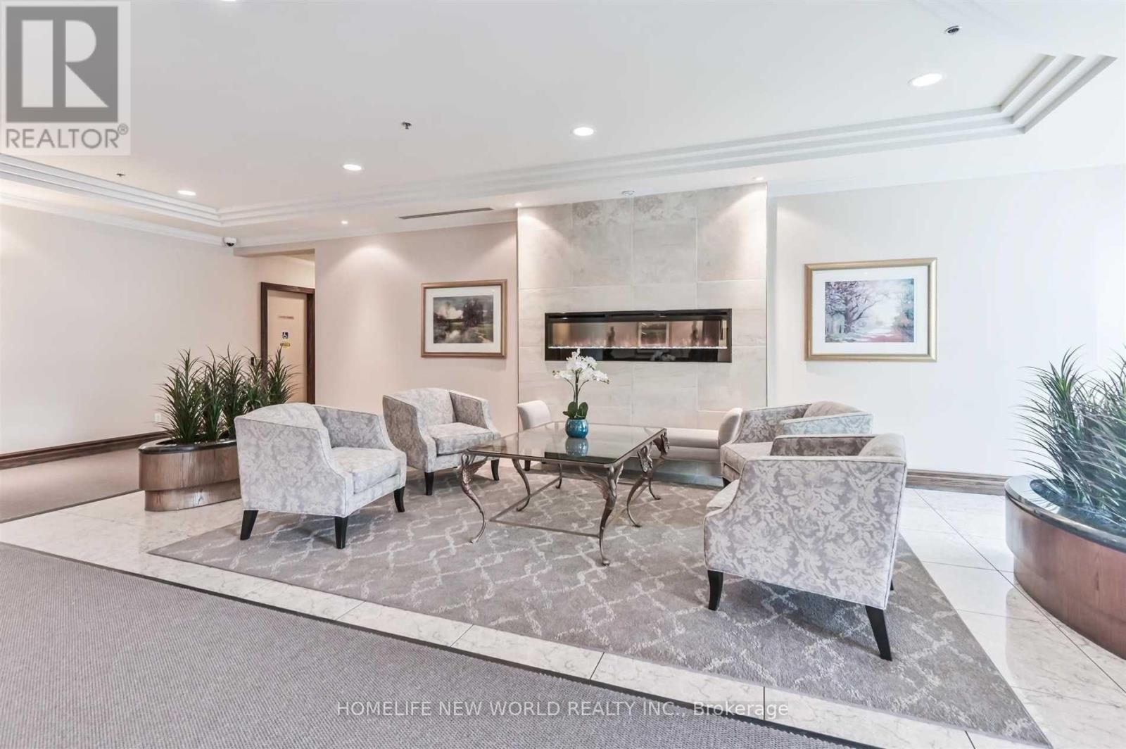 721 - 51 Baffin Court, Richmond Hill, Ontario  L4B 4P6 - Photo 3 - N12603520