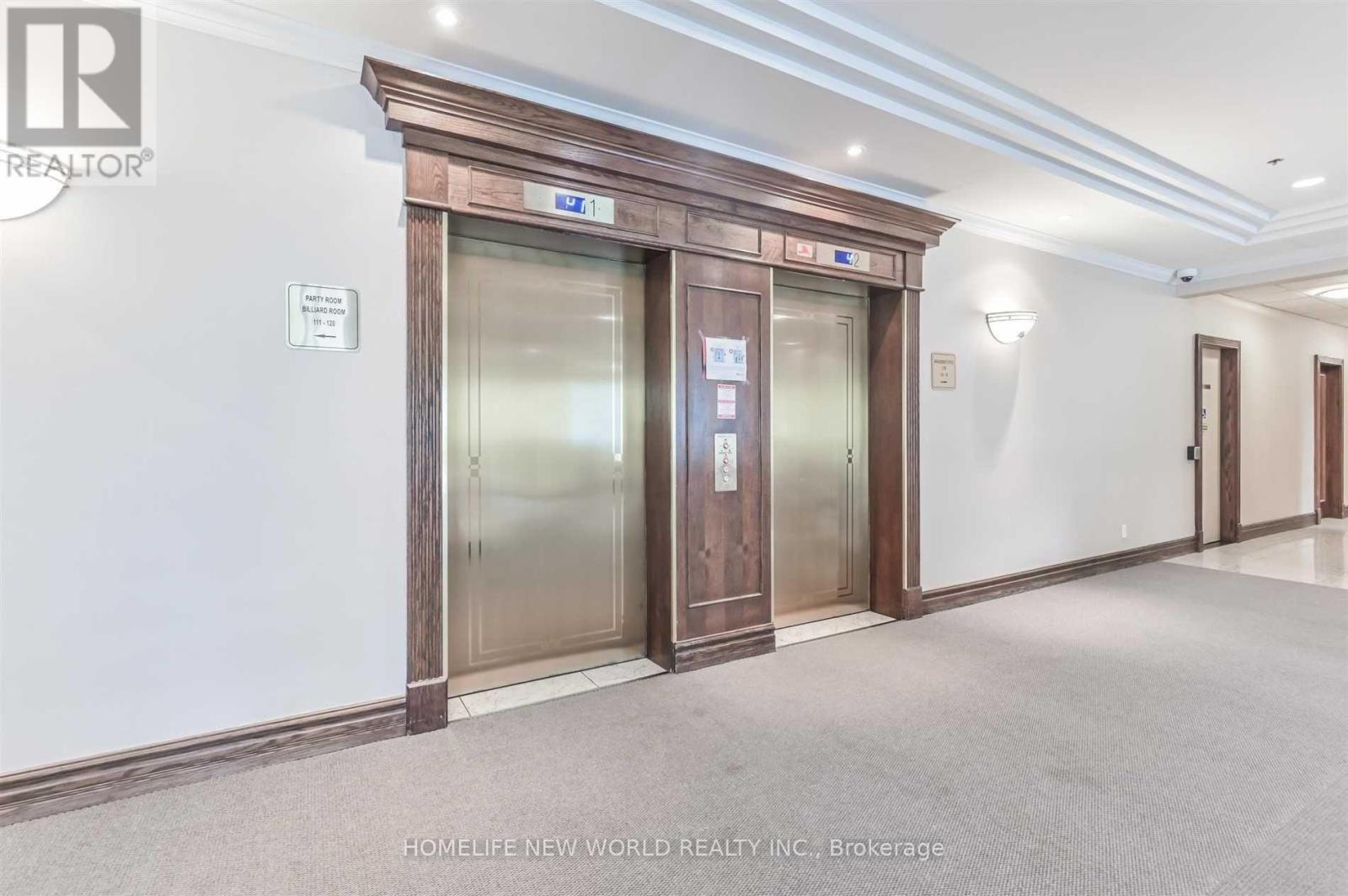 721 - 51 Baffin Court, Richmond Hill, Ontario  L4B 4P6 - Photo 4 - N12603520