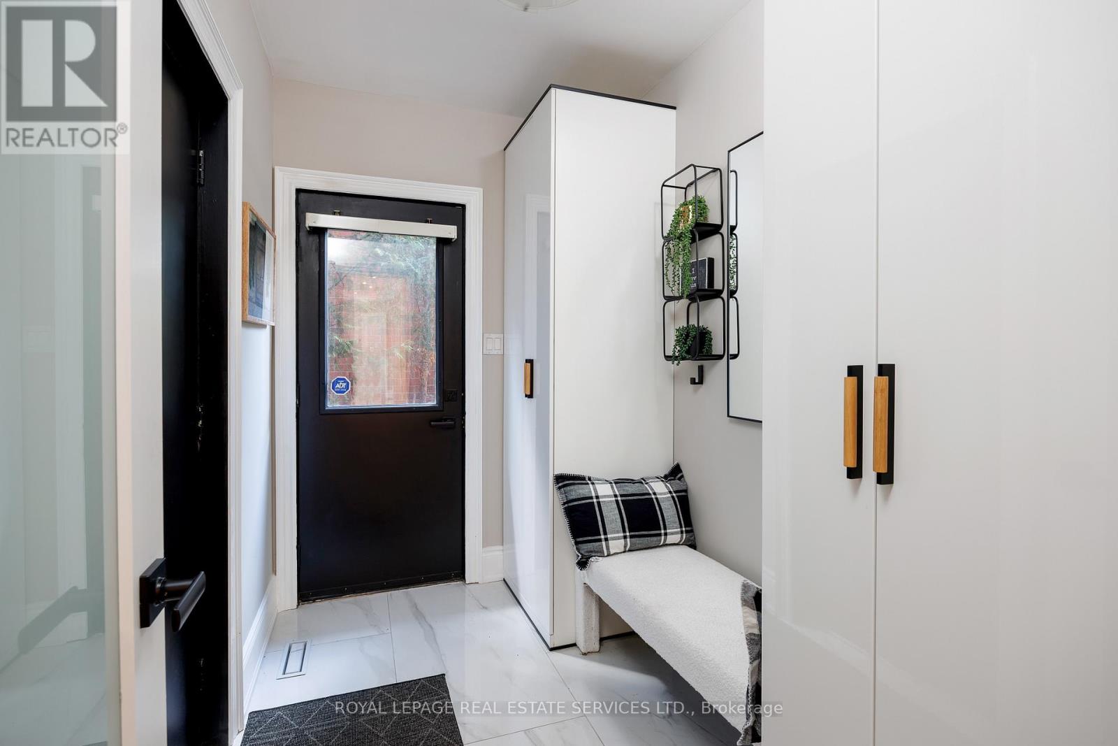 1483 The Links Drive, Oakville, Ontario  L6M 2P2 - Photo 18 - W12603514