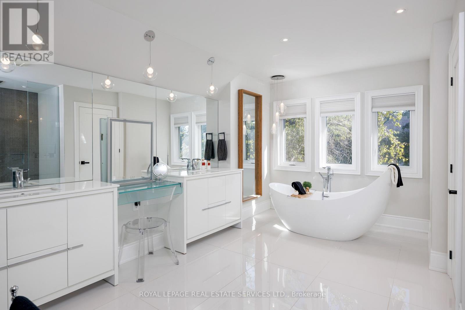 1483 The Links Drive, Oakville, Ontario  L6M 2P2 - Photo 26 - W12603514