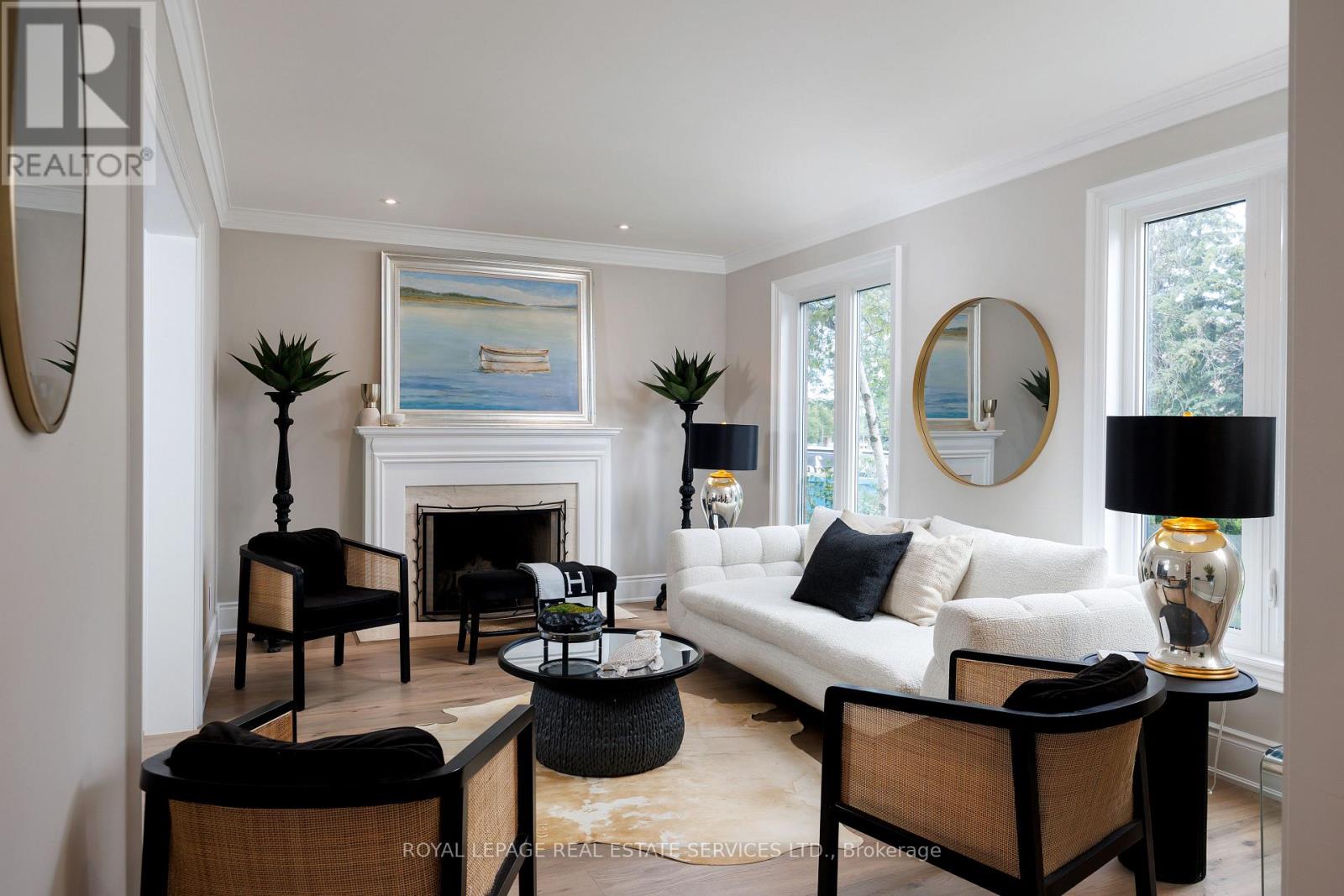 1483 The Links Drive, Oakville, Ontario  L6M 2P2 - Photo 5 - W12603514