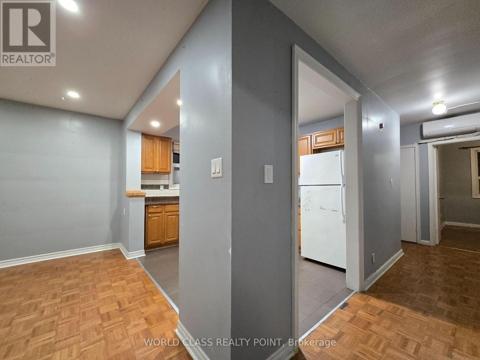 3 - 58 Cameron Avenue, Toronto, Ontario M6M 1R2 - Photo 6 - W12603524
