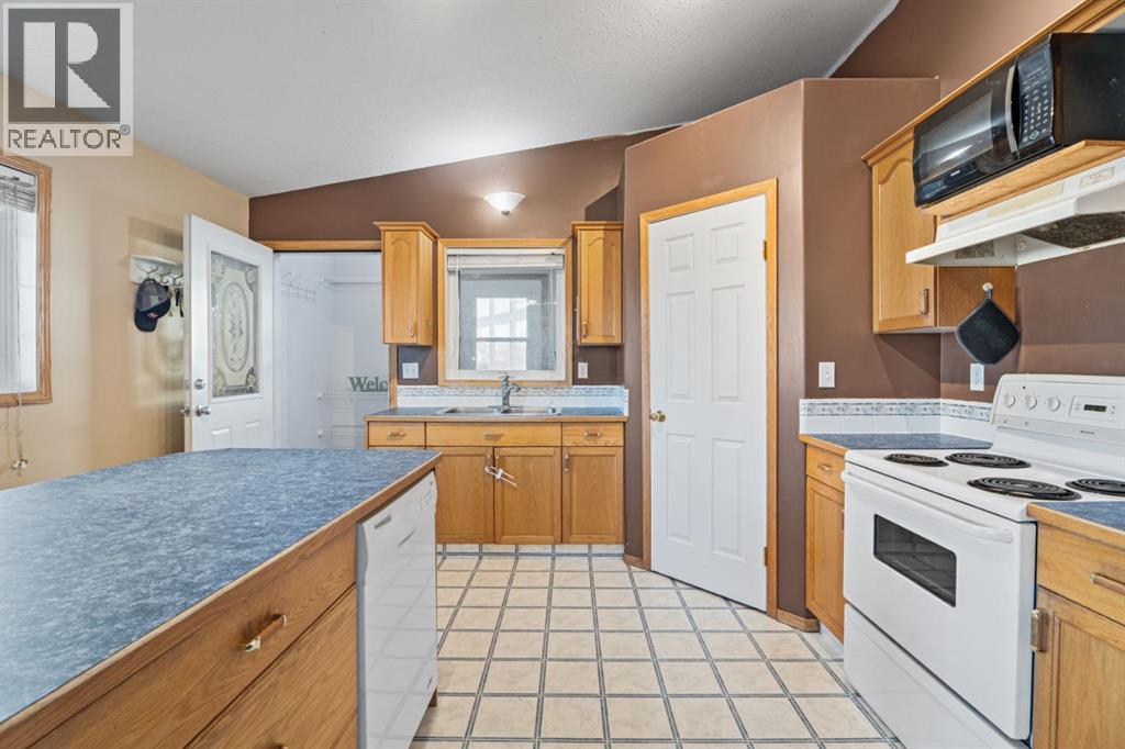 2, 5098 52 Avenue, Stavely, Alberta  T0L 1Z0 - Photo 9 - A2271568