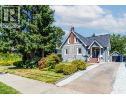 <div class="price">$2,249,000</div> 725 Fifth Street, New Westminster<br><div style="margin-bottom:8px;"><small>Oakwyn Realty Ltd.</small></div><div class='bed_bath'>5 Bed | 3 Bath</div>