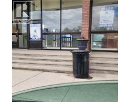 34 KING Street E, Dundas, Ontario