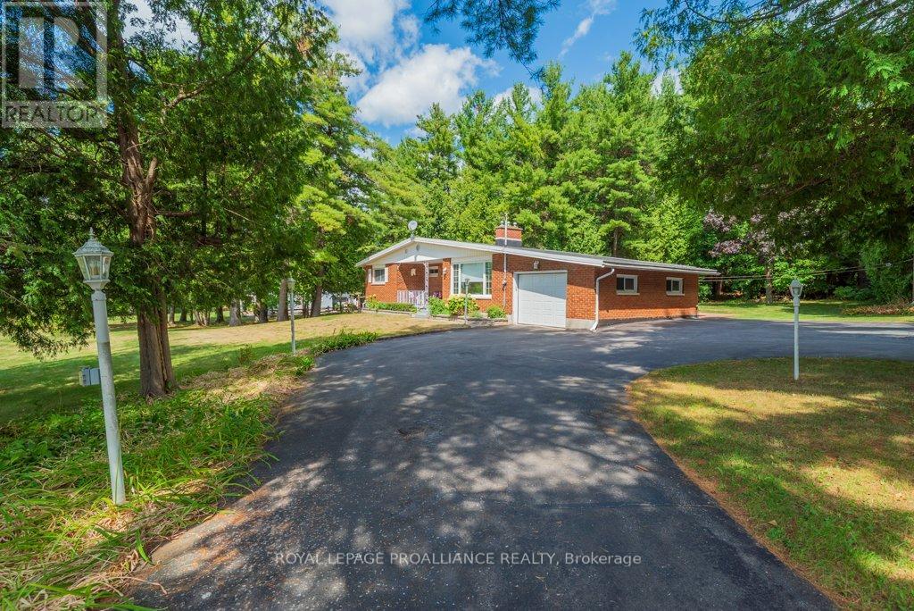 1676 Foxboro Stirling Road, Quinte West, Ontario  K0K 3E0 - Photo 2 - X12371753