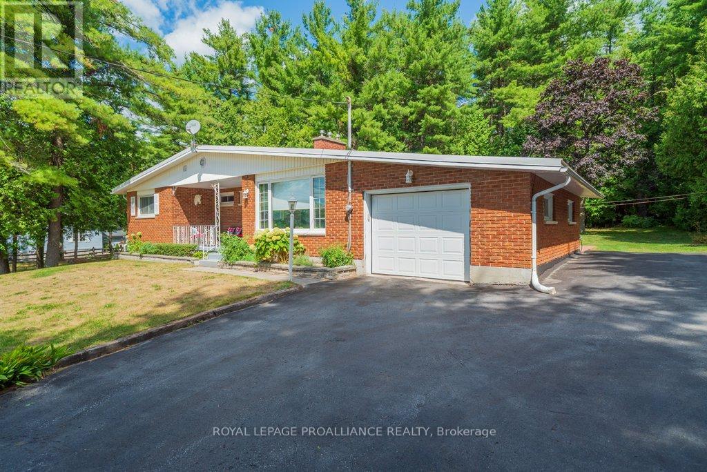 1676 Foxboro Stirling Road, Quinte West, Ontario  K0K 3E0 - Photo 31 - X12371753
