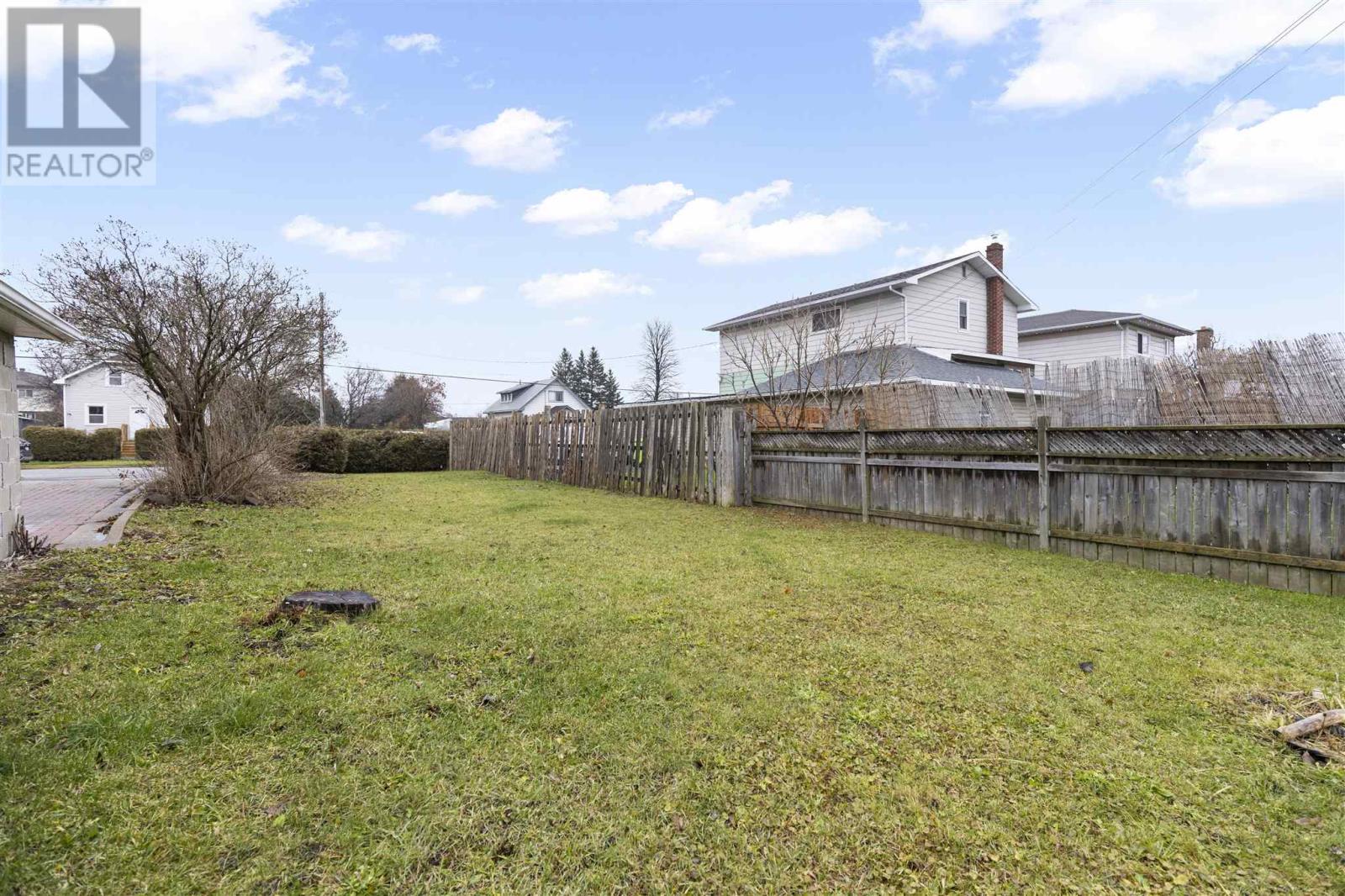 135 Carufel Ave, Sault Ste. Marie, Ontario  P6C 4T5 - Photo 41 - SM253361