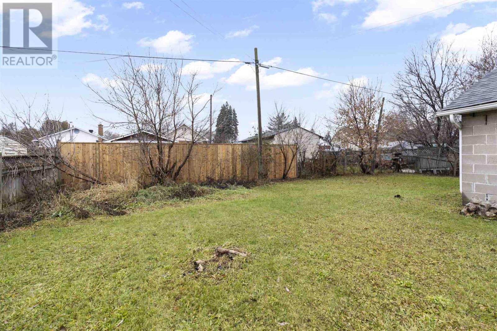 135 Carufel Ave, Sault Ste. Marie, Ontario P6C 4T5 - Photo 36 - SM253364