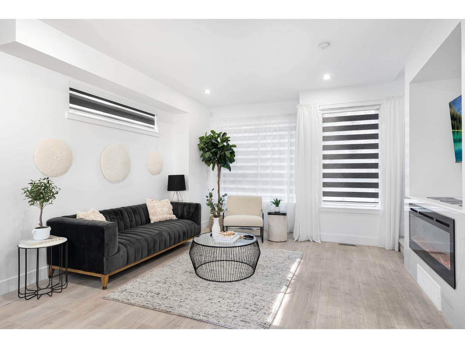 26 13895 64 Avenue, Surrey, British Columbia  V3W 3N9 - Photo 2 - R3072392