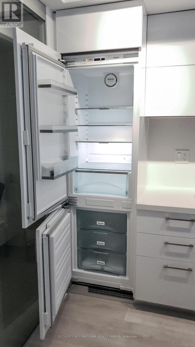 605 - 188 Cumberland Street, Toronto (Annex), Ontario  M5R 1A8 - Photo 31 - C12593474