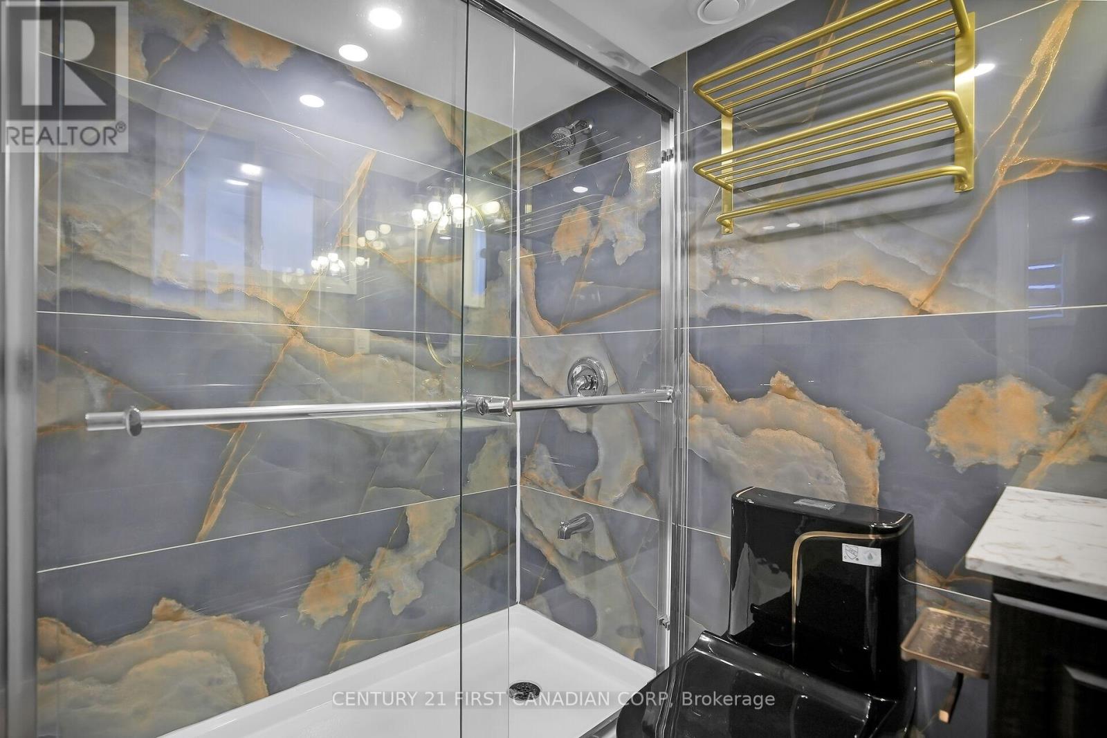 1046 Jalna Boulevard, London South, Ontario  N6E 2M1 - Photo 21 - X12603534