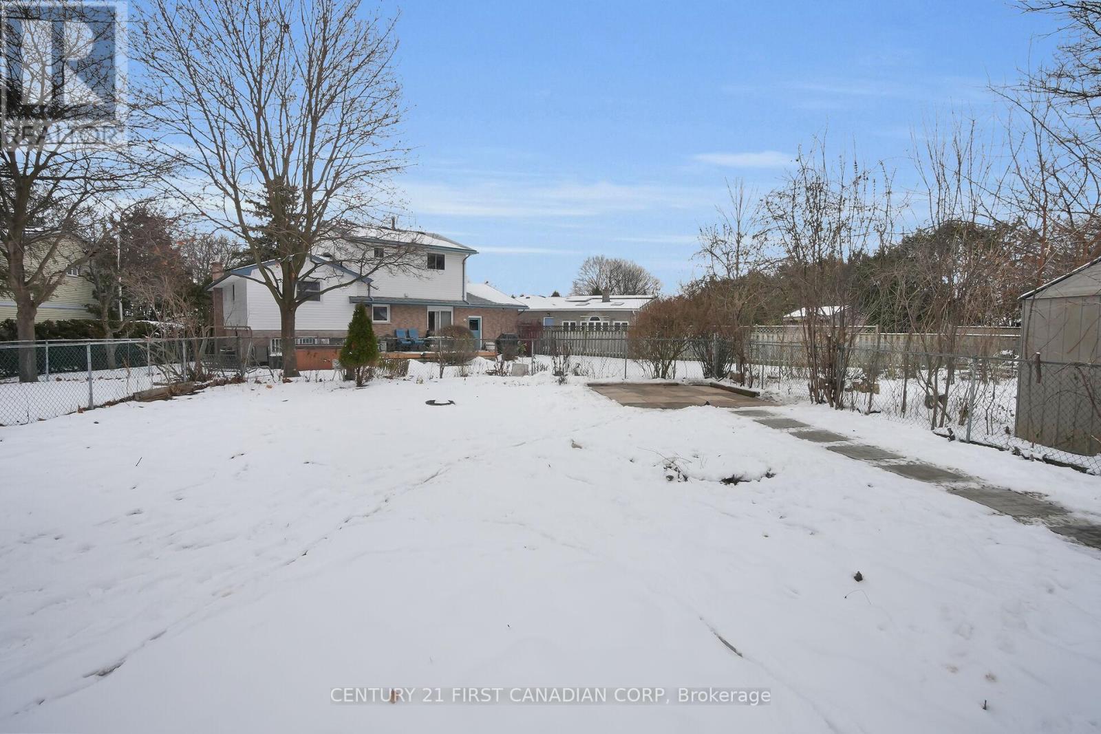 1046 Jalna Boulevard, London South, Ontario  N6E 2M1 - Photo 35 - X12603536