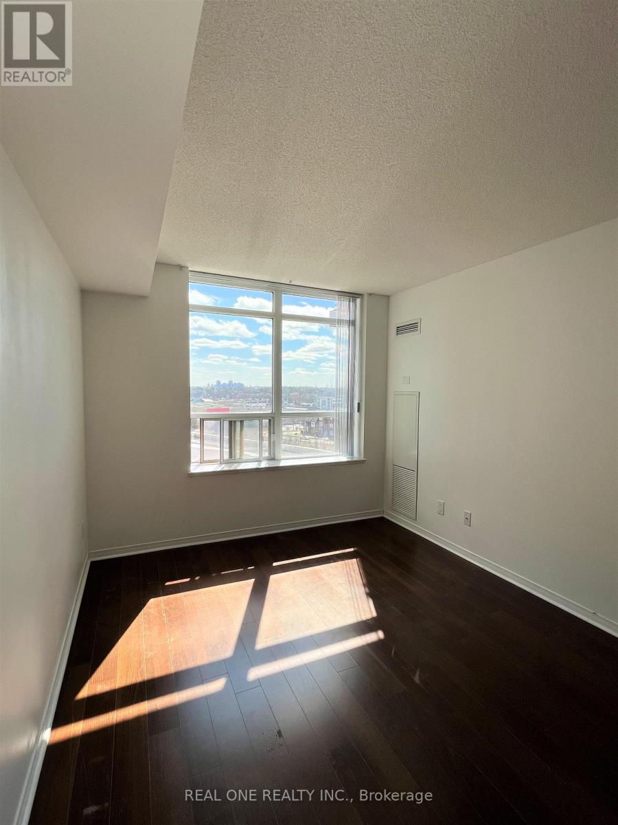 705 - 75 King William Crescent, Richmond Hill, Ontario  L4B 0B1 - Photo 4 - N12603540