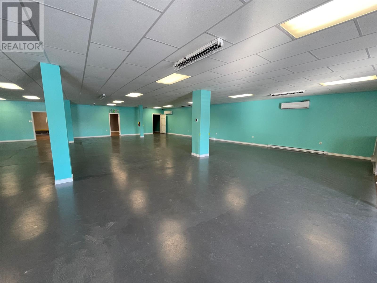 17 Bond Street, Grand Falls-Windsor, Newfoundland & Labrador  A2B 1H8 - Photo 3 - 1241310