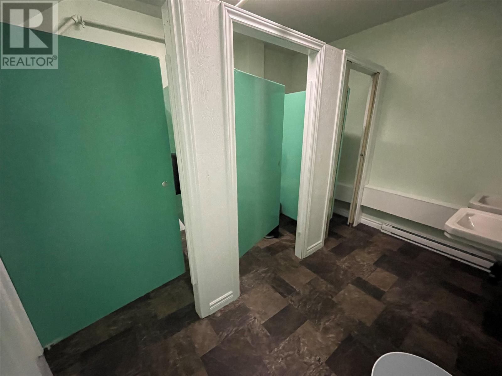 17 Bond Street, Grand Falls-Windsor, Newfoundland & Labrador  A2B 1H8 - Photo 6 - 1241310