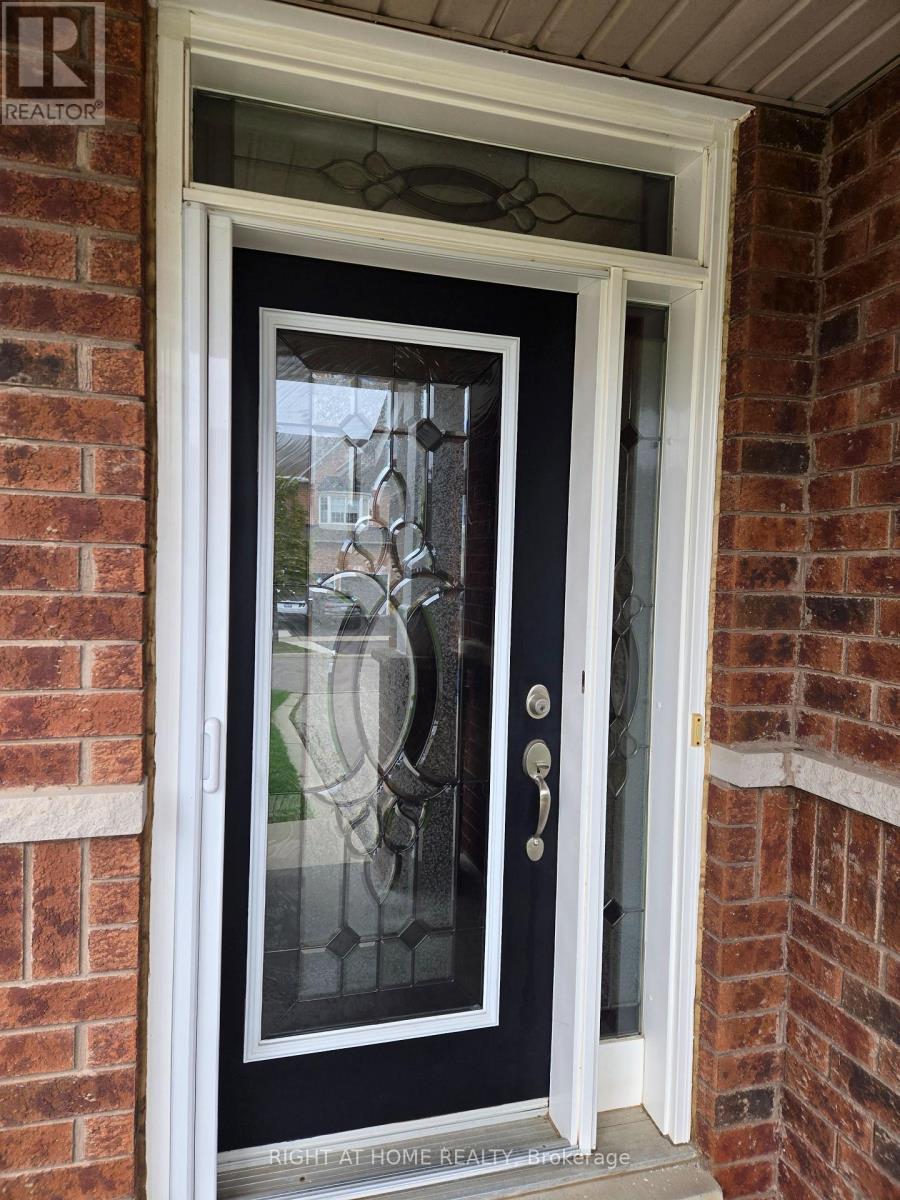 3872 Passway Road, Mississauga, Ontario  L5N 8N9 - Photo 5 - W12603600