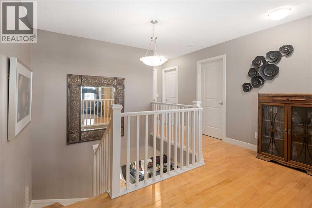 301 Westmount Court, Okotoks, Alberta  T1S 0B6 - Photo 22 - A2272275