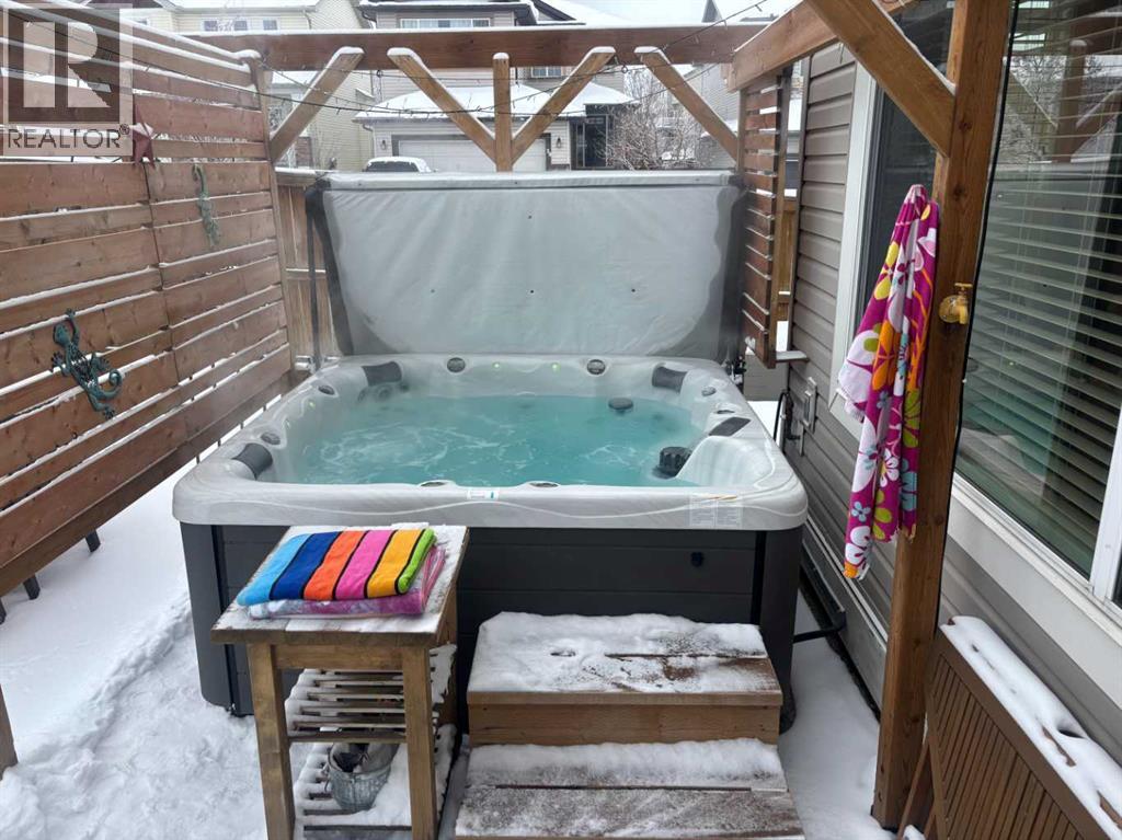 301 Westmount Court, Okotoks, Alberta  T1S 0B6 - Photo 35 - A2272275