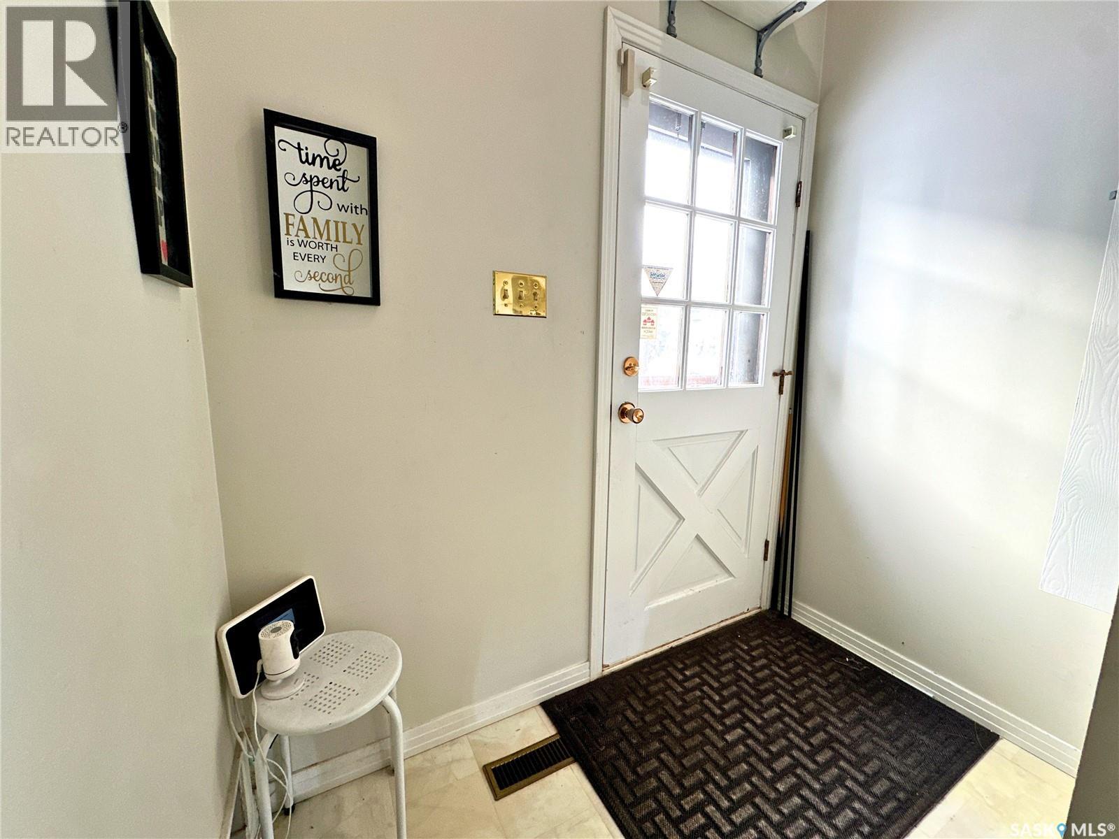 1015 Wyllie Crescent, Prince Albert, Saskatchewan  S6V 6L7 - Photo 27 - SK025240