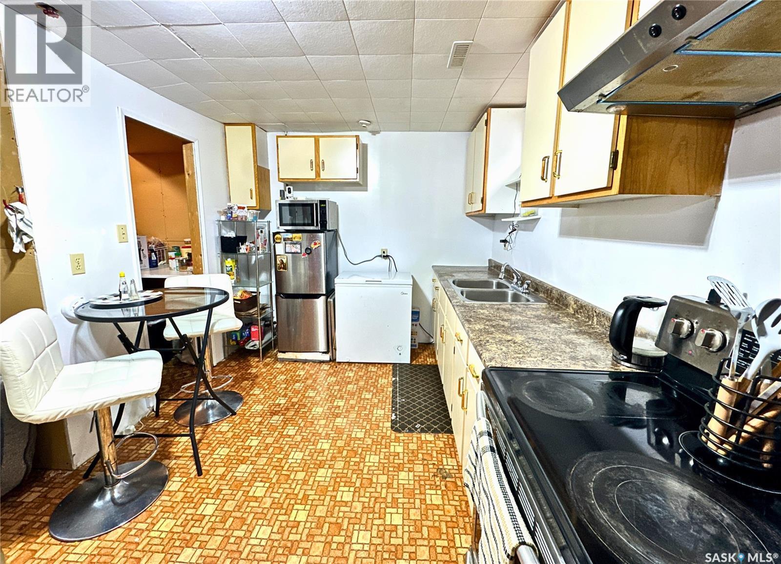 1015 Wyllie Crescent, Prince Albert, Saskatchewan  S6V 6L7 - Photo 31 - SK025240