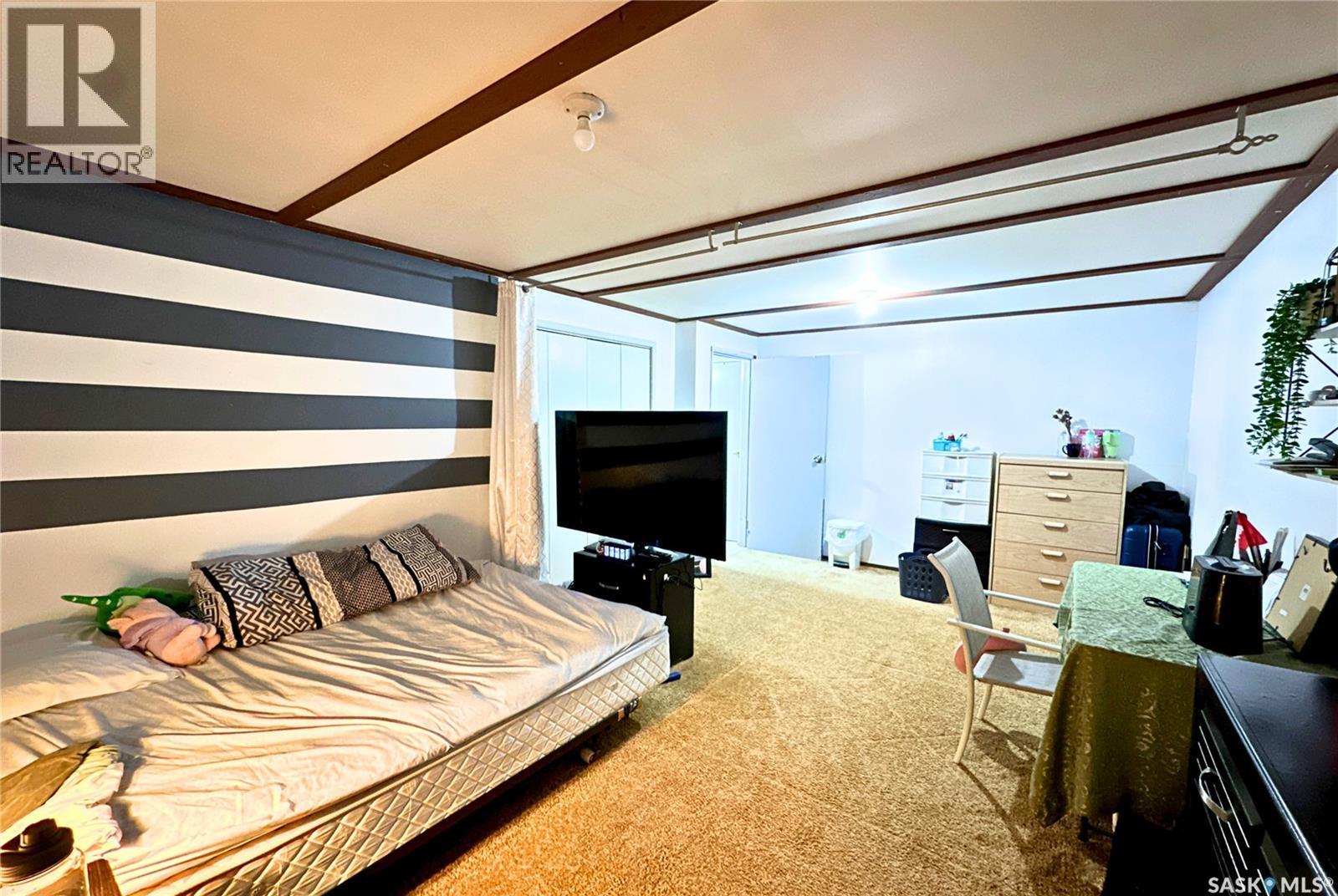 1015 Wyllie Crescent, Prince Albert, Saskatchewan  S6V 6L7 - Photo 35 - SK025240