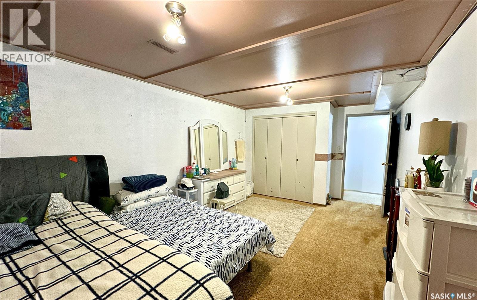 1015 Wyllie Crescent, Prince Albert, Saskatchewan  S6V 6L7 - Photo 37 - SK025240