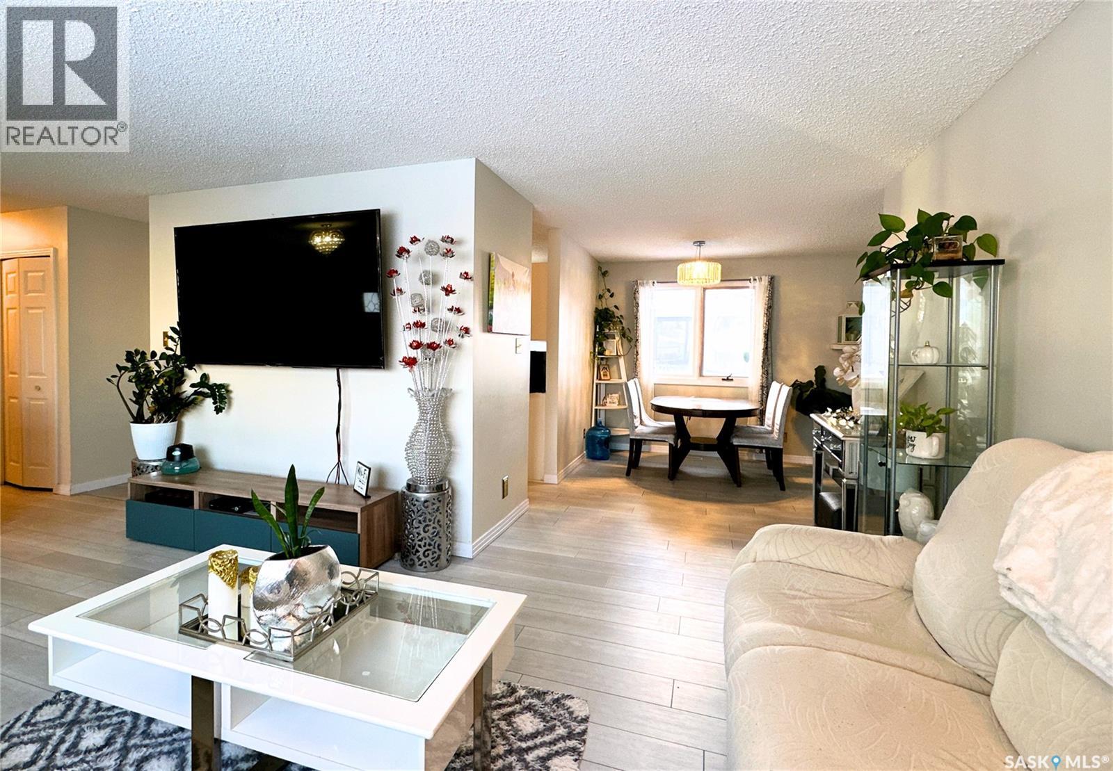 1015 Wyllie Crescent, Prince Albert, Saskatchewan  S6V 6L7 - Photo 6 - SK025240