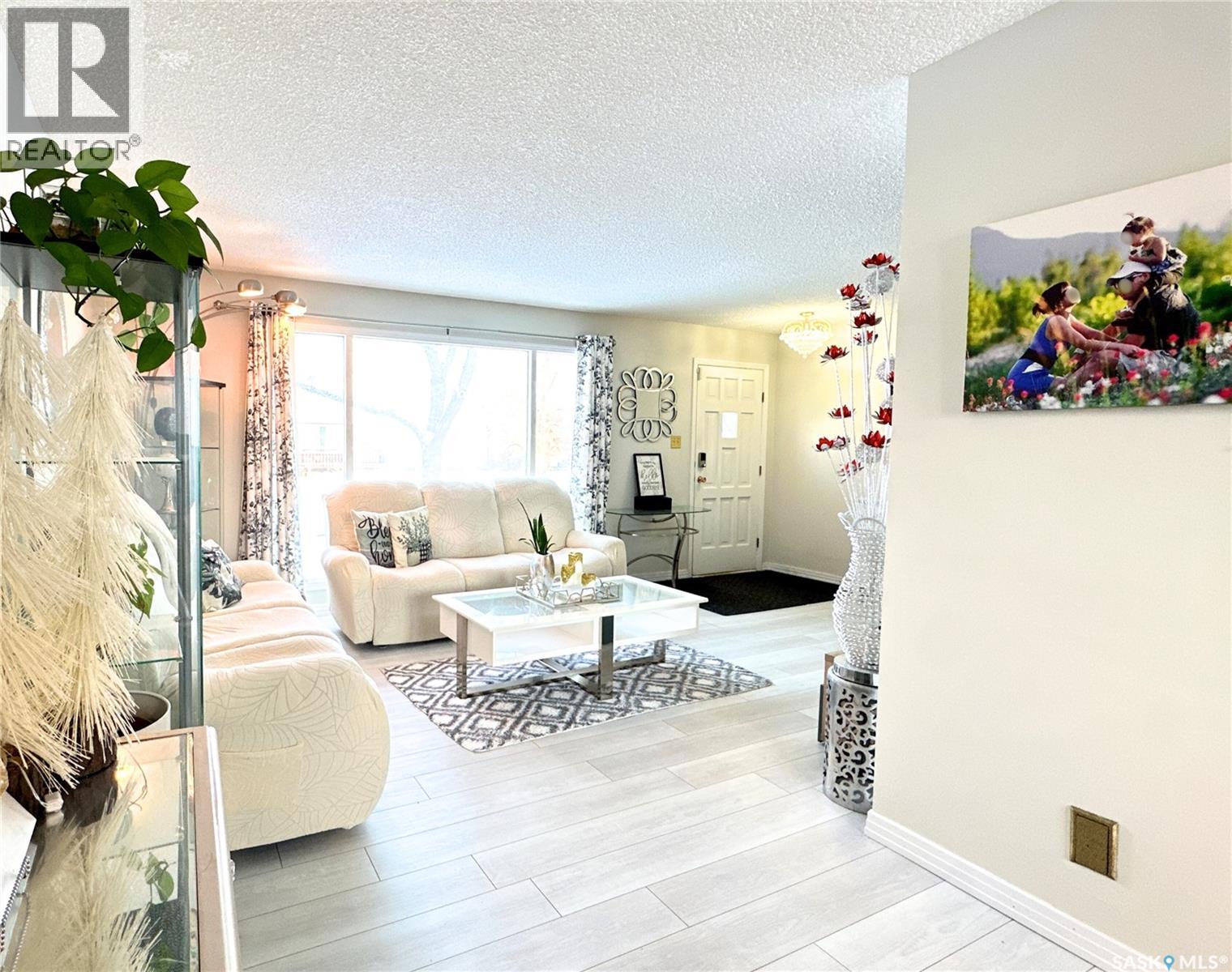 1015 Wyllie Crescent, Prince Albert, Saskatchewan  S6V 6L7 - Photo 7 - SK025240