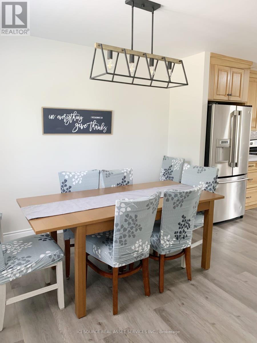 262 Green Street, Saugeen Shores, Ontario  N0H 2C0 - Photo 8 - X12603606