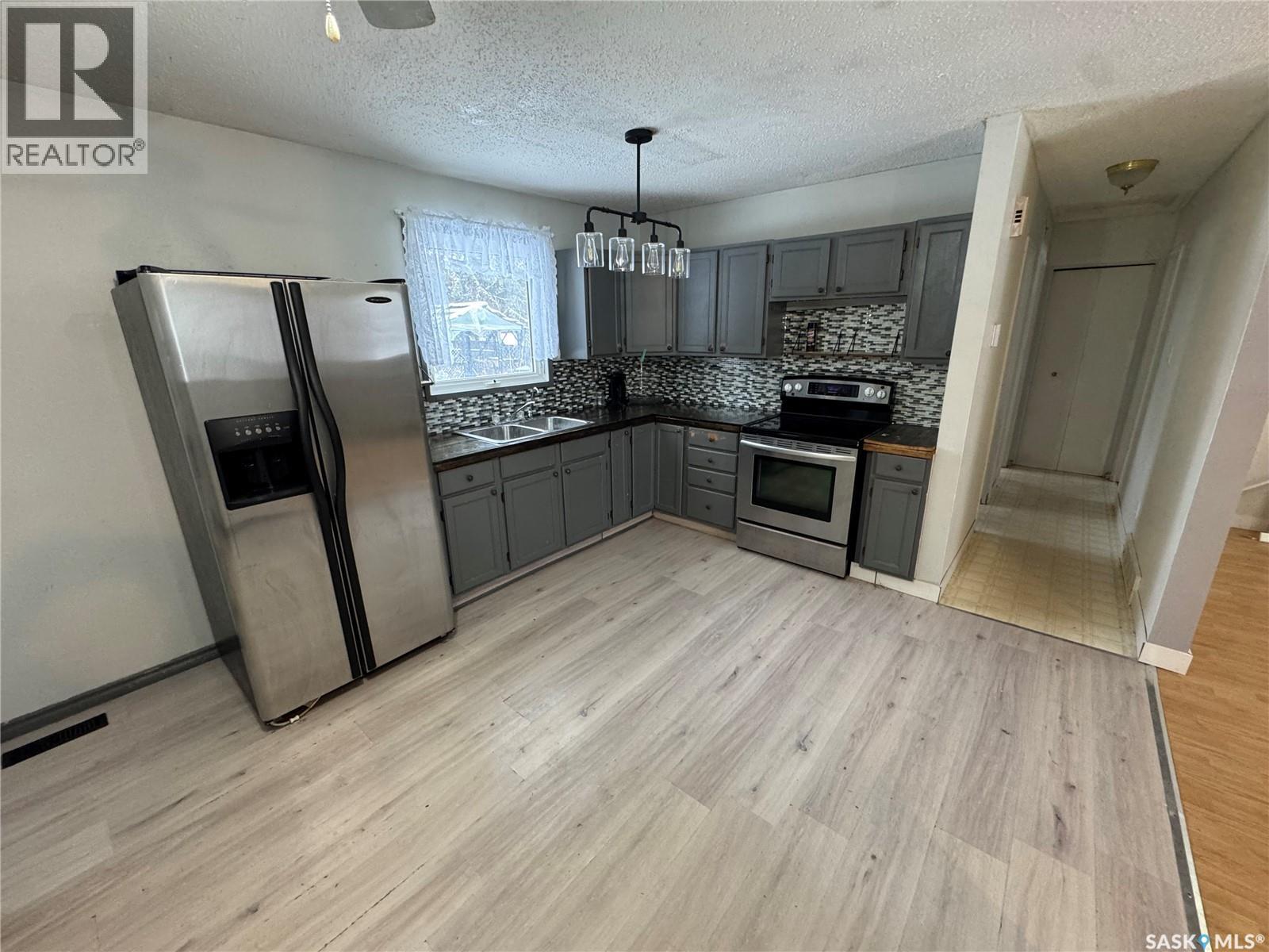 414 3rd Avenue N, Naicam, Saskatchewan  S0K 2Z0 - Photo 10 - SK008567