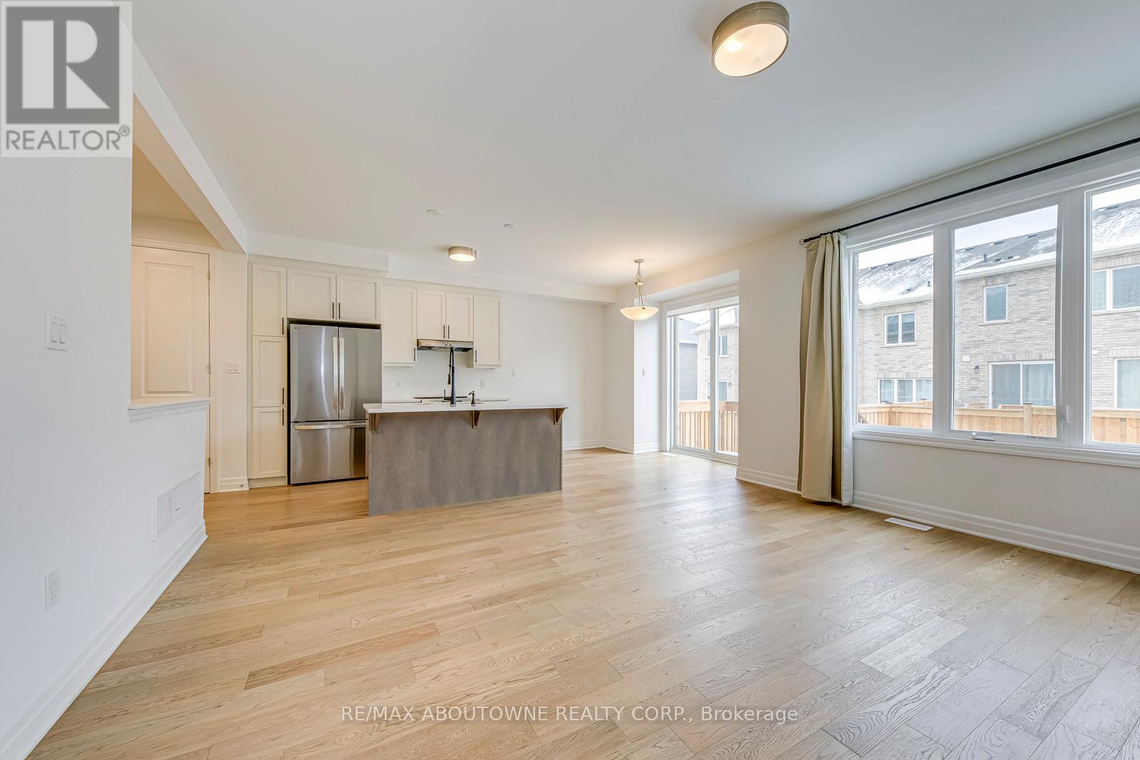 1232 Wheat Boom Drive, Oakville, Ontario L6H 7Y3 - Photo 19 - W12500514